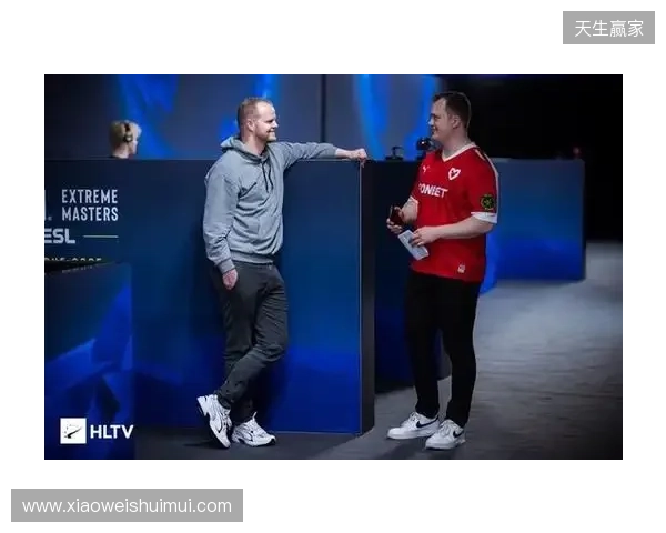 半场-玉昆暂3-0泰山 奥斯卡双响卡约闪击克雷桑中框+失误被断 半场-玉昆暂3-0泰山 奥斯卡双响卡约闪击克雷桑中框+失误被断