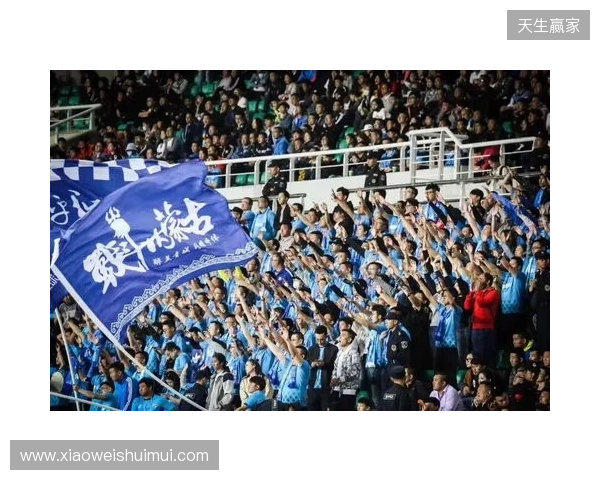 阿森纳丢联赛杯，基翁在节目上情绪失控和一名曼联球迷对线